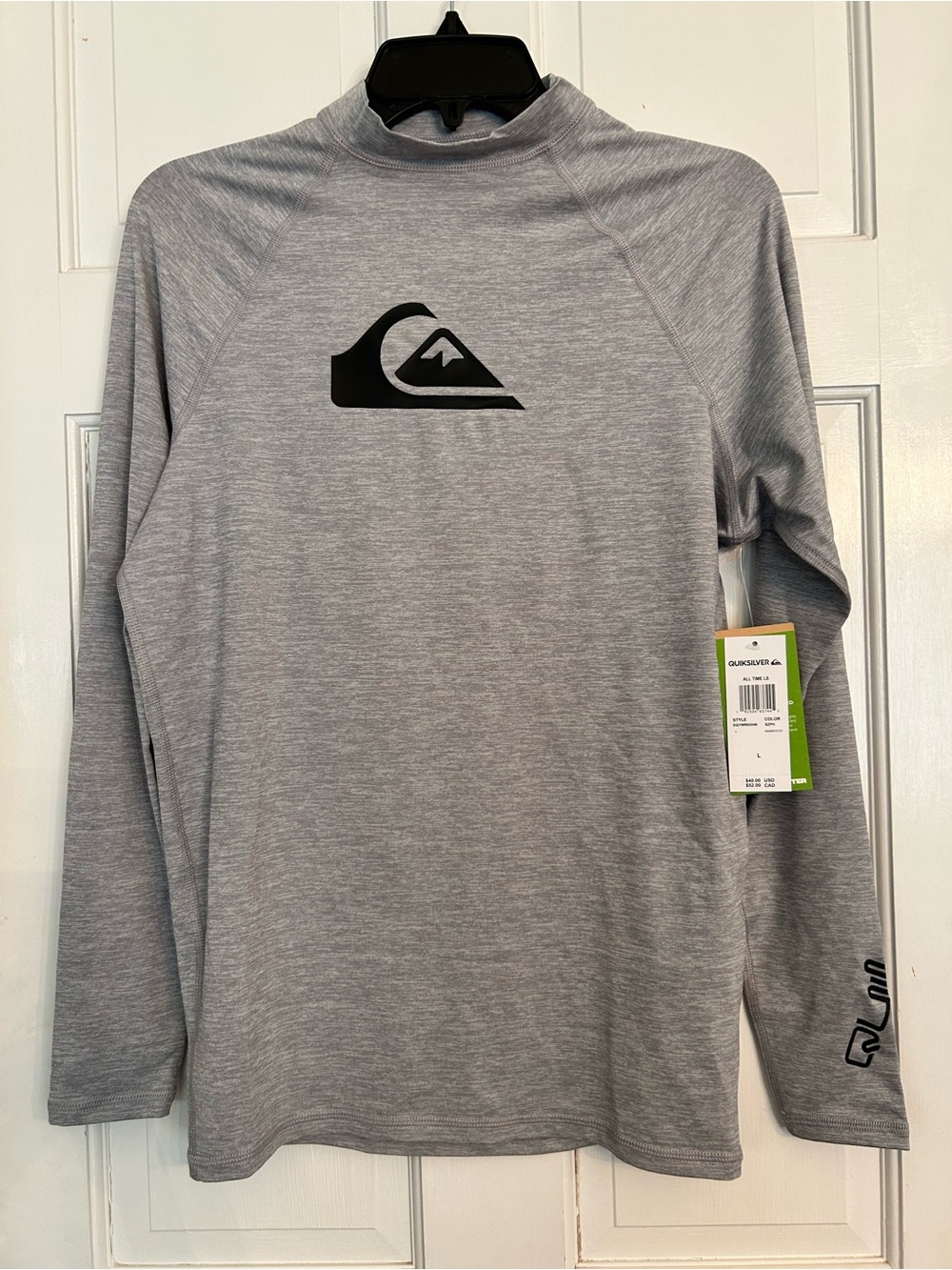 Quiksilver Light Gray Long-Sleeve Rash guard Shirt Large